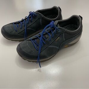 Dansko Navy Paisley Shoe with Vibram Soles, size 40 (US 9.5-10)